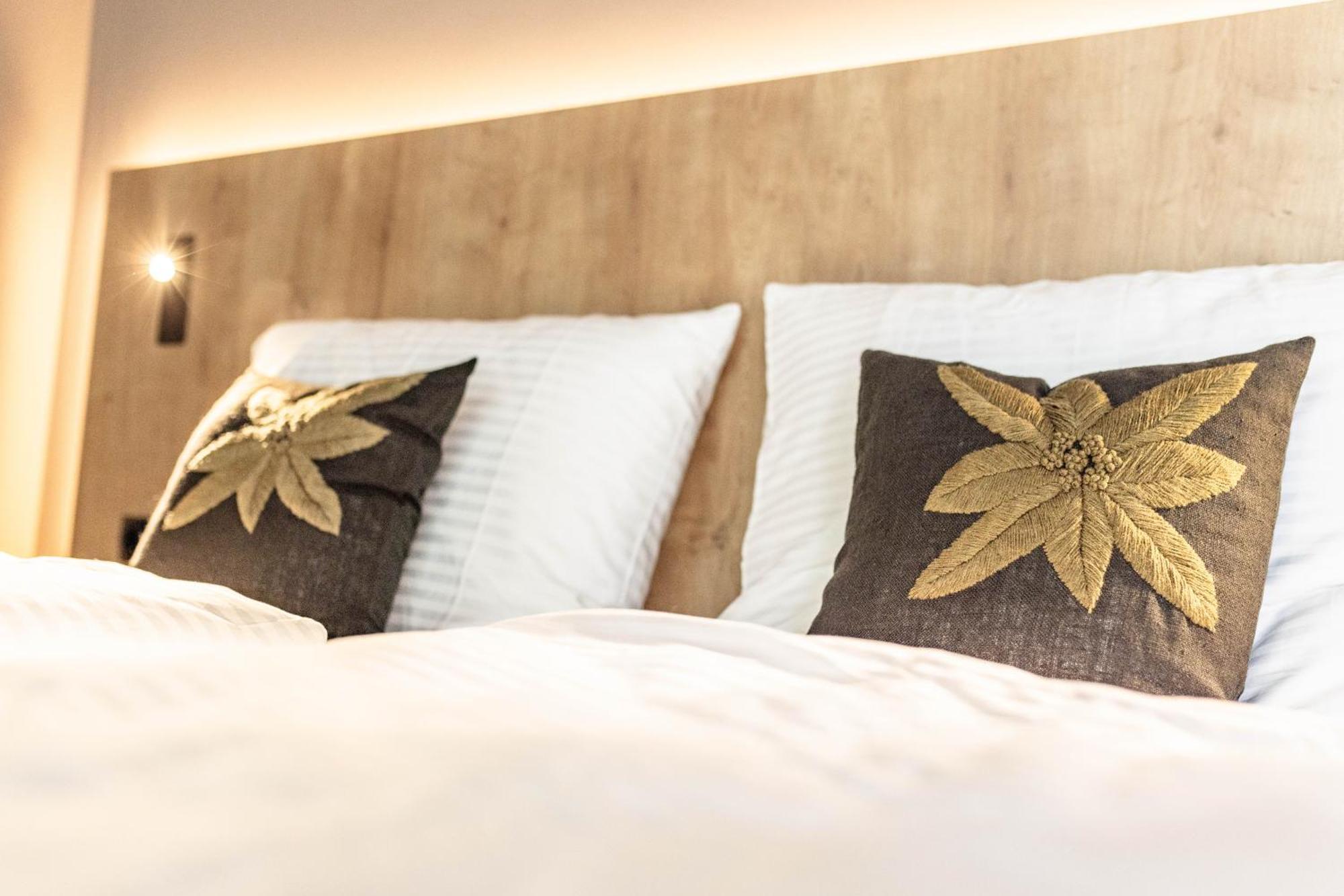 Villa Hubertus Luxuria Nova Suites - Adults Friendly Naturns Bagian luar foto